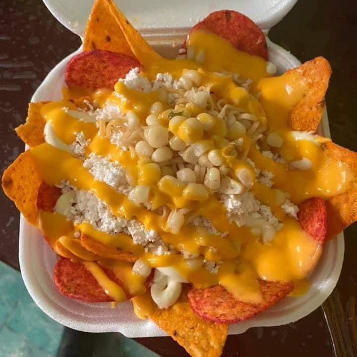 TostiNachos con Queso y Elote *