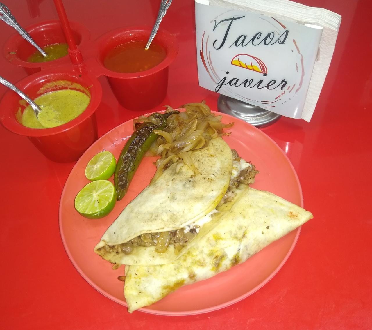 2 QUESADILLAS BISTECK