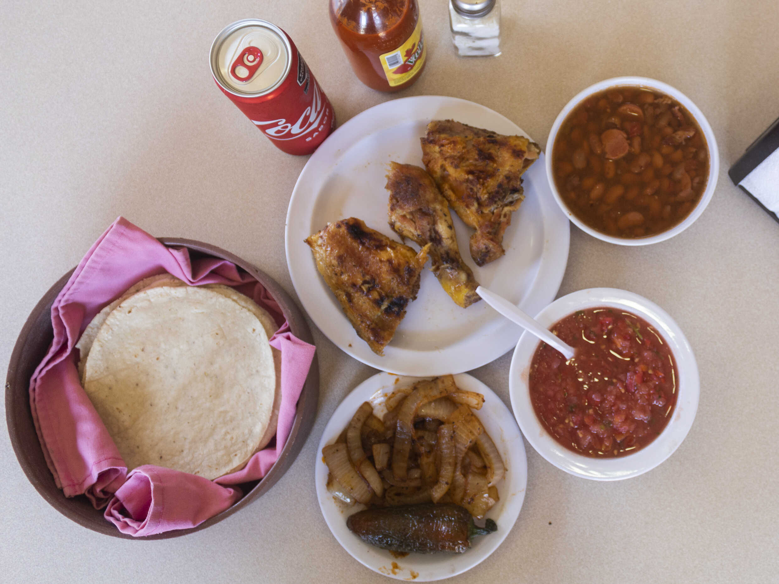 Combo Individual -Medio Pollo C/ Soda