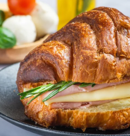 Croissant Jamón y Queso