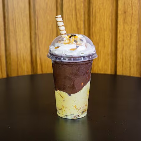 Uma verdadeira tentação: milkshake feito com camadas generosas de chocolate, cremoso do início ao fim