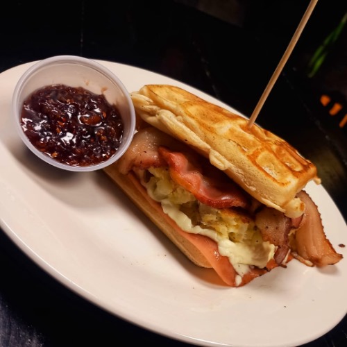 Sándwich Waffle Brown