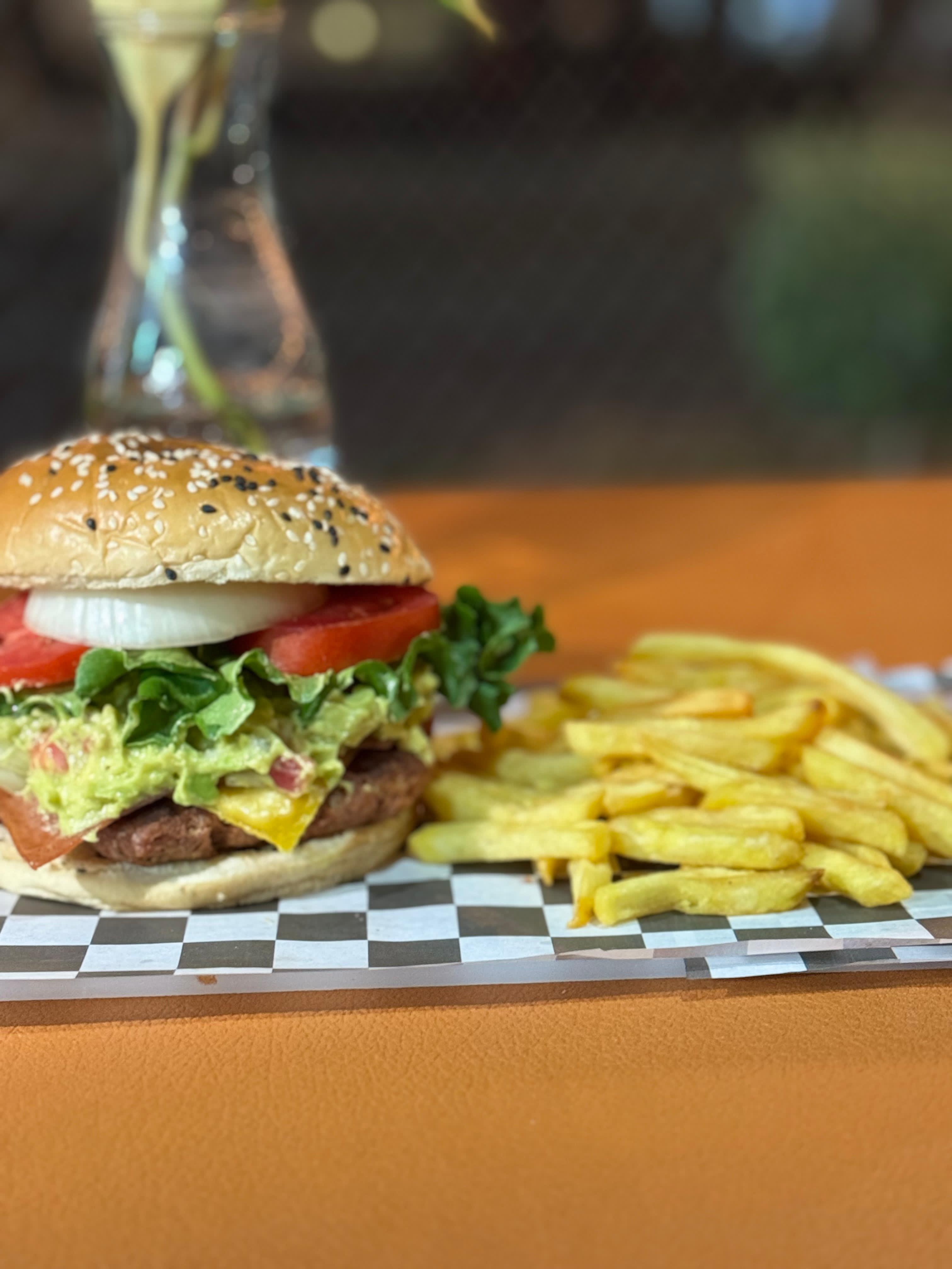 AVOCADO ESPECIAL