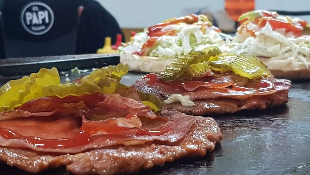 Hamburguesa hawaiana