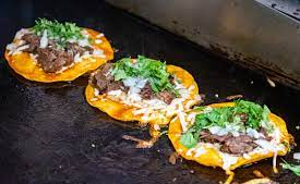 Taco Planchado de Birria