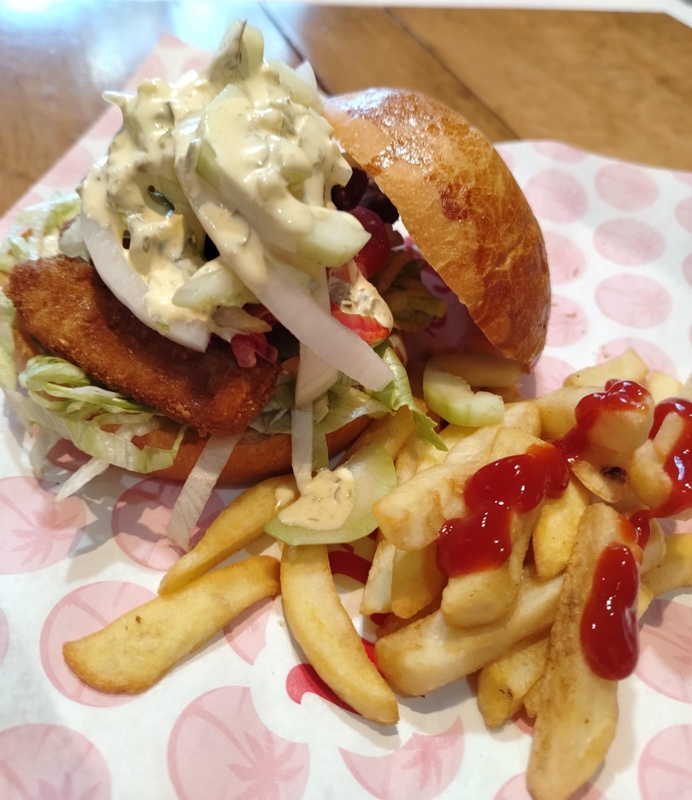 Sándwich de Pescado Empanizado