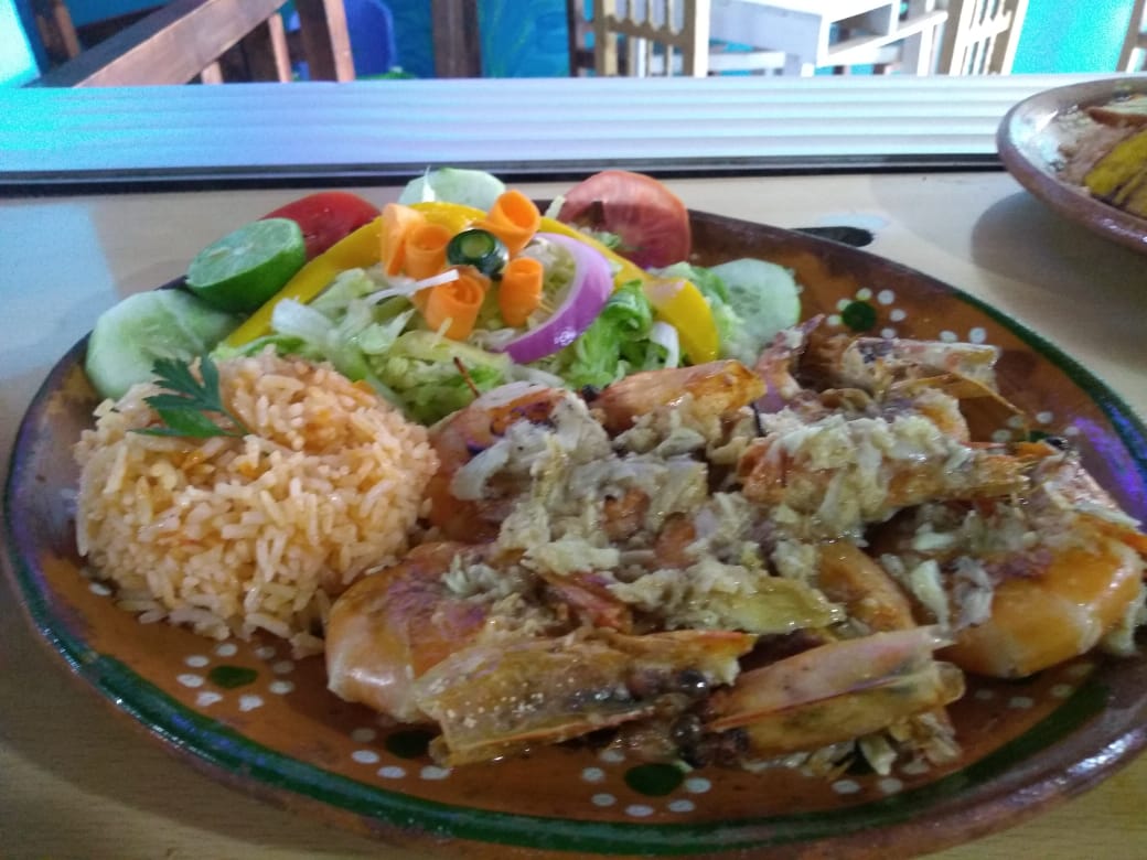 Camarones al Mojo de Ajo