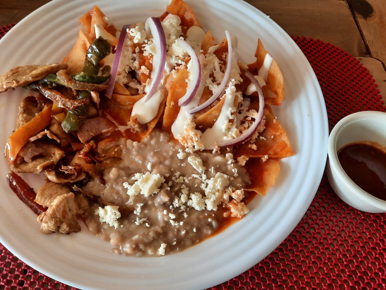 CHILAQUILES CHIPOTLE