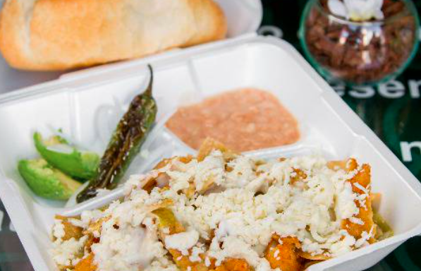 Chilaquiles con Milanesa