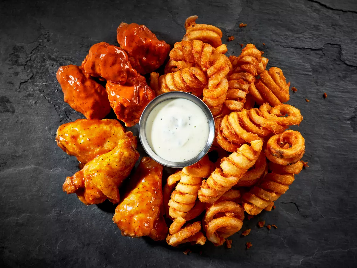 It's Just Wings (Galerías Mérida)