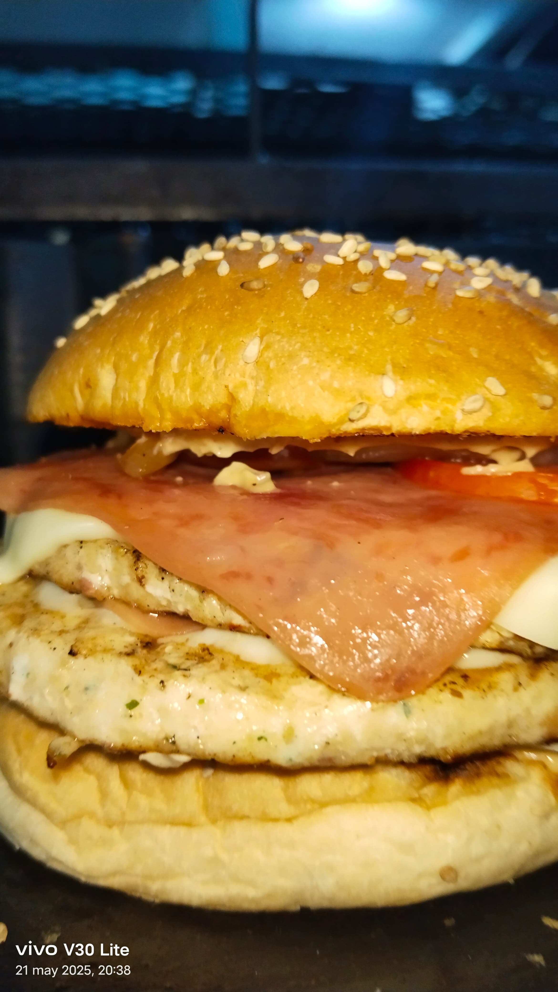 Suprema Doble de Pollo Leo
