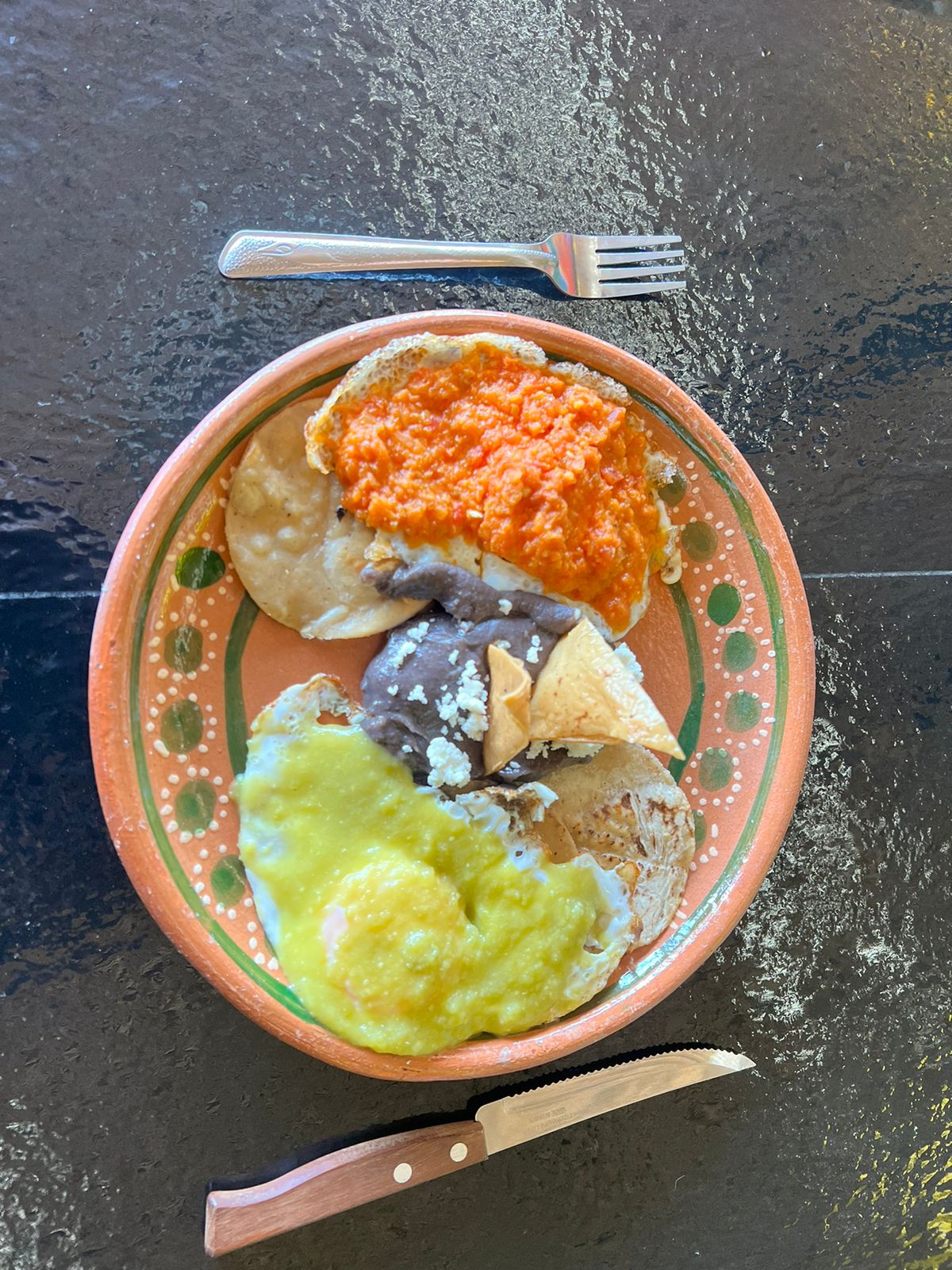 Huevos Divorciados