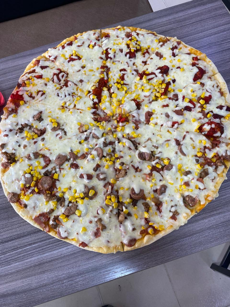 Pizza Familiar 10 Porciones