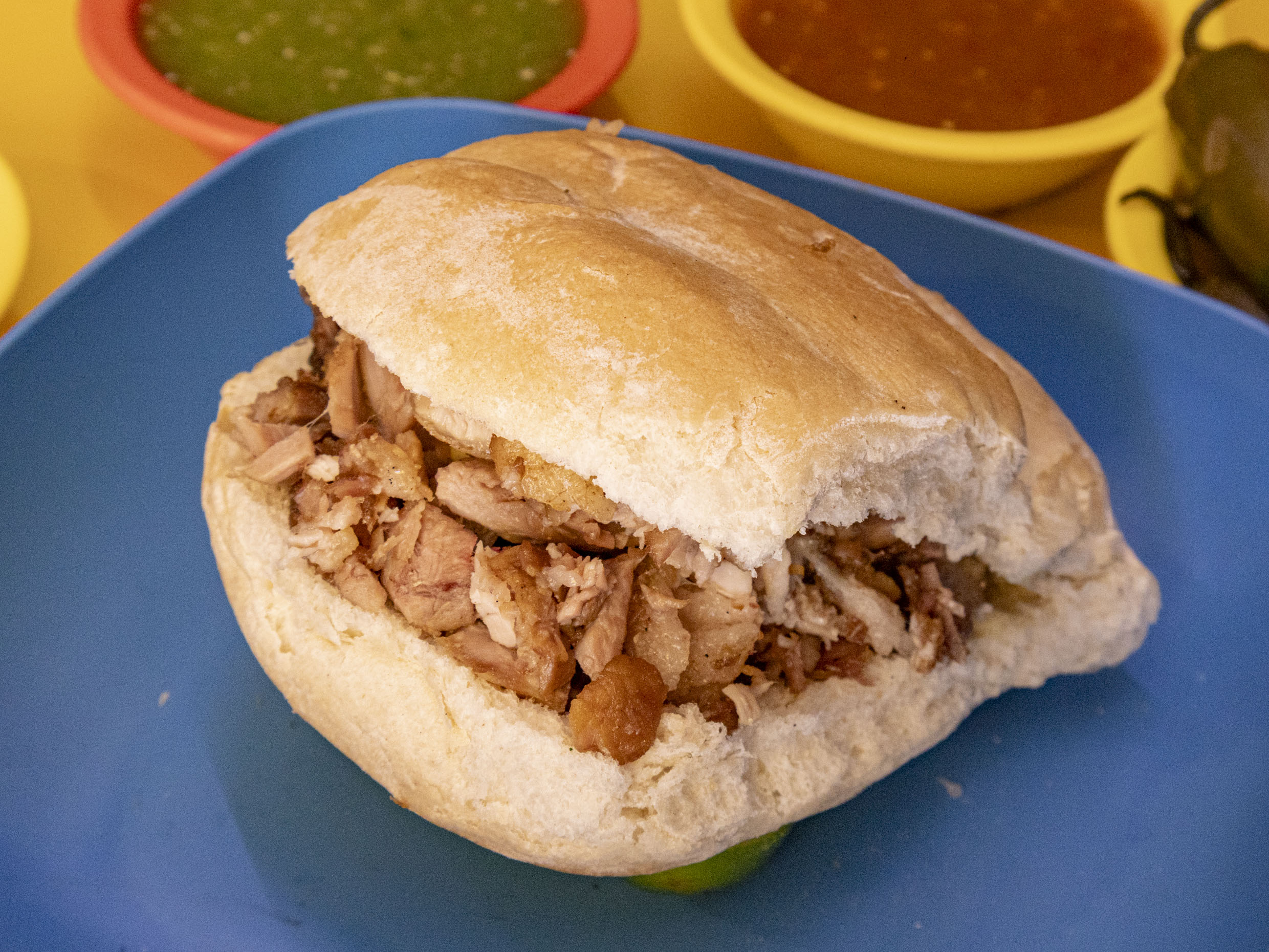 Torta de Carnitas Maciza