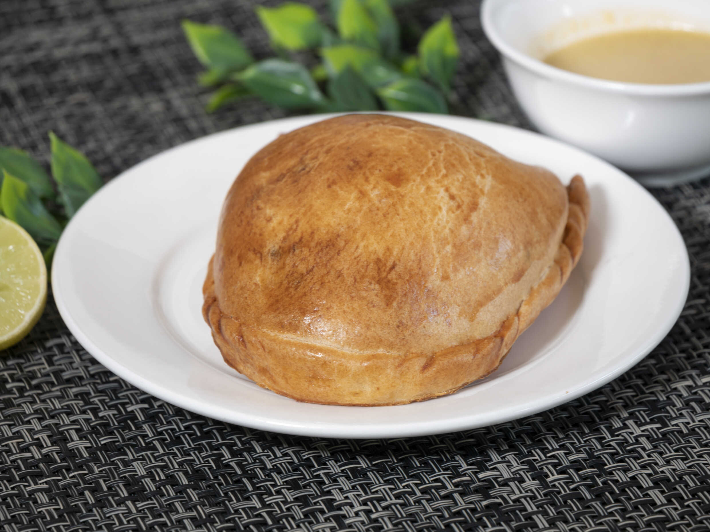 Empanada Casera de Pollo