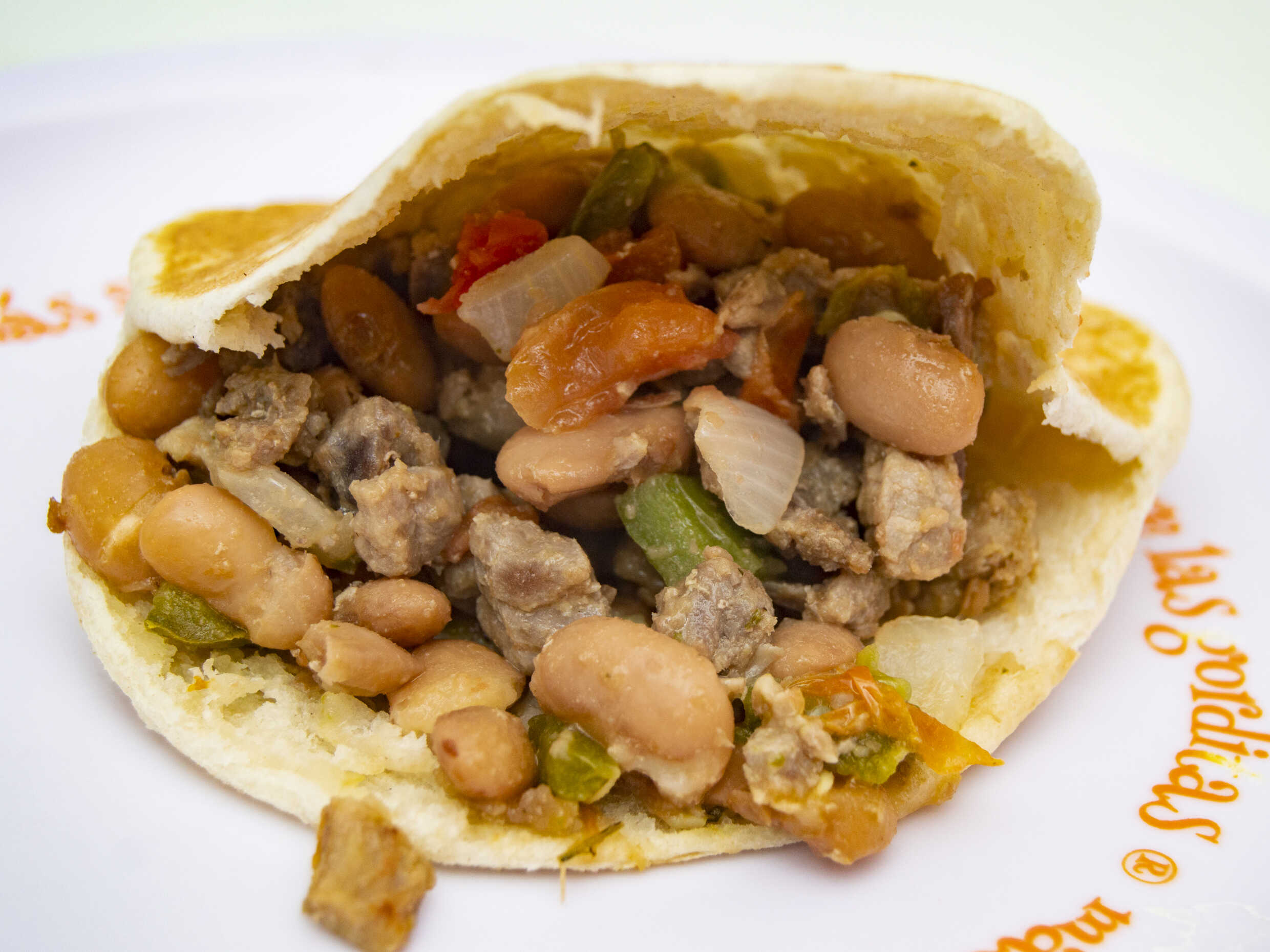 Gordita de Bistec Ranchero