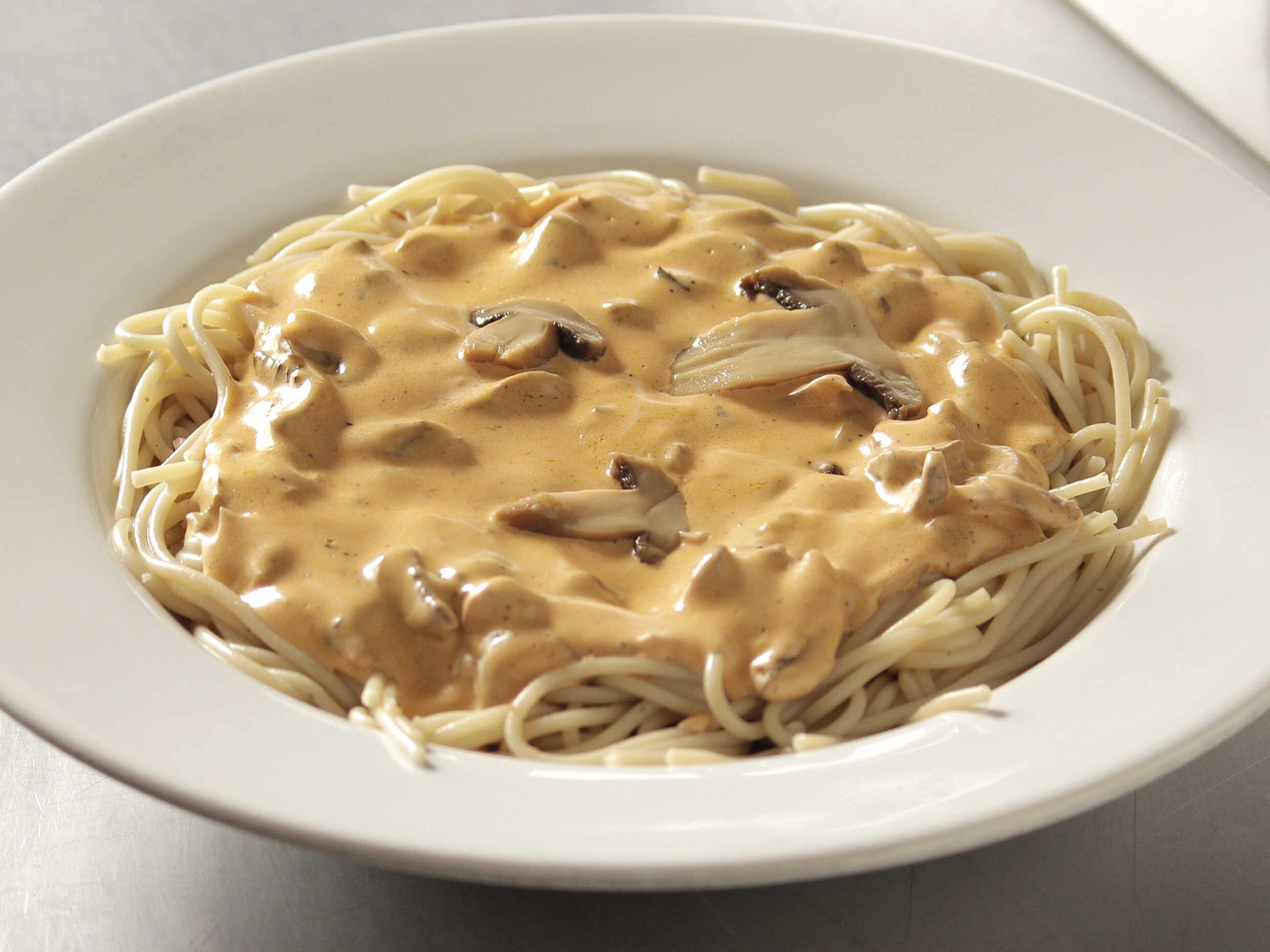 Spaghetti de Crema de Champiñones..
