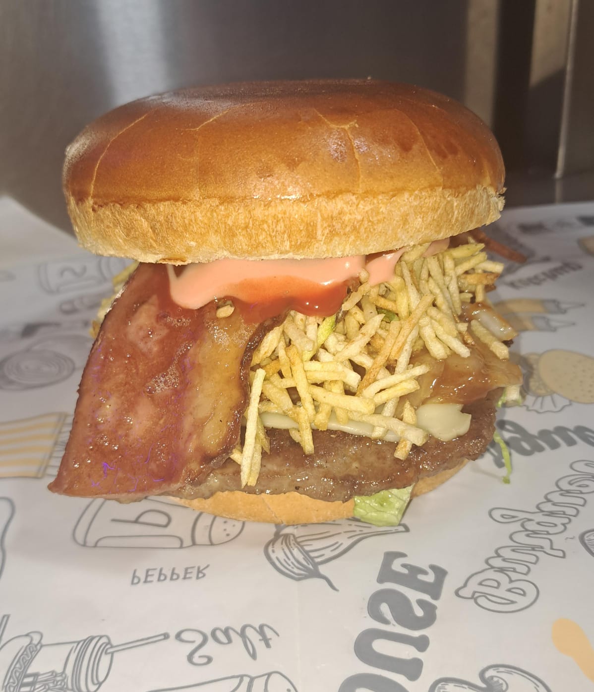 Hamburguesa Clásica + Francesa + Gaseosa 250 ml