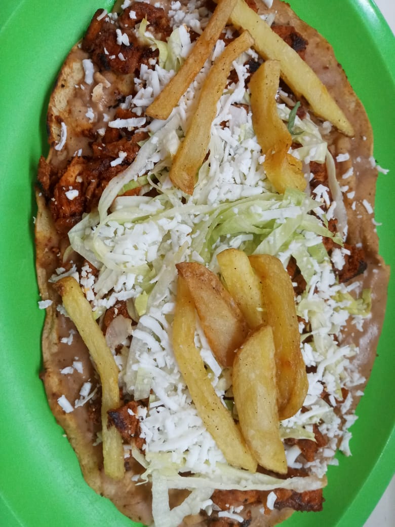 Huarache con Cecina Enchilada