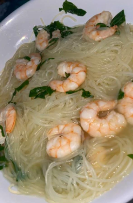 Sopa de Fideos con Camarón