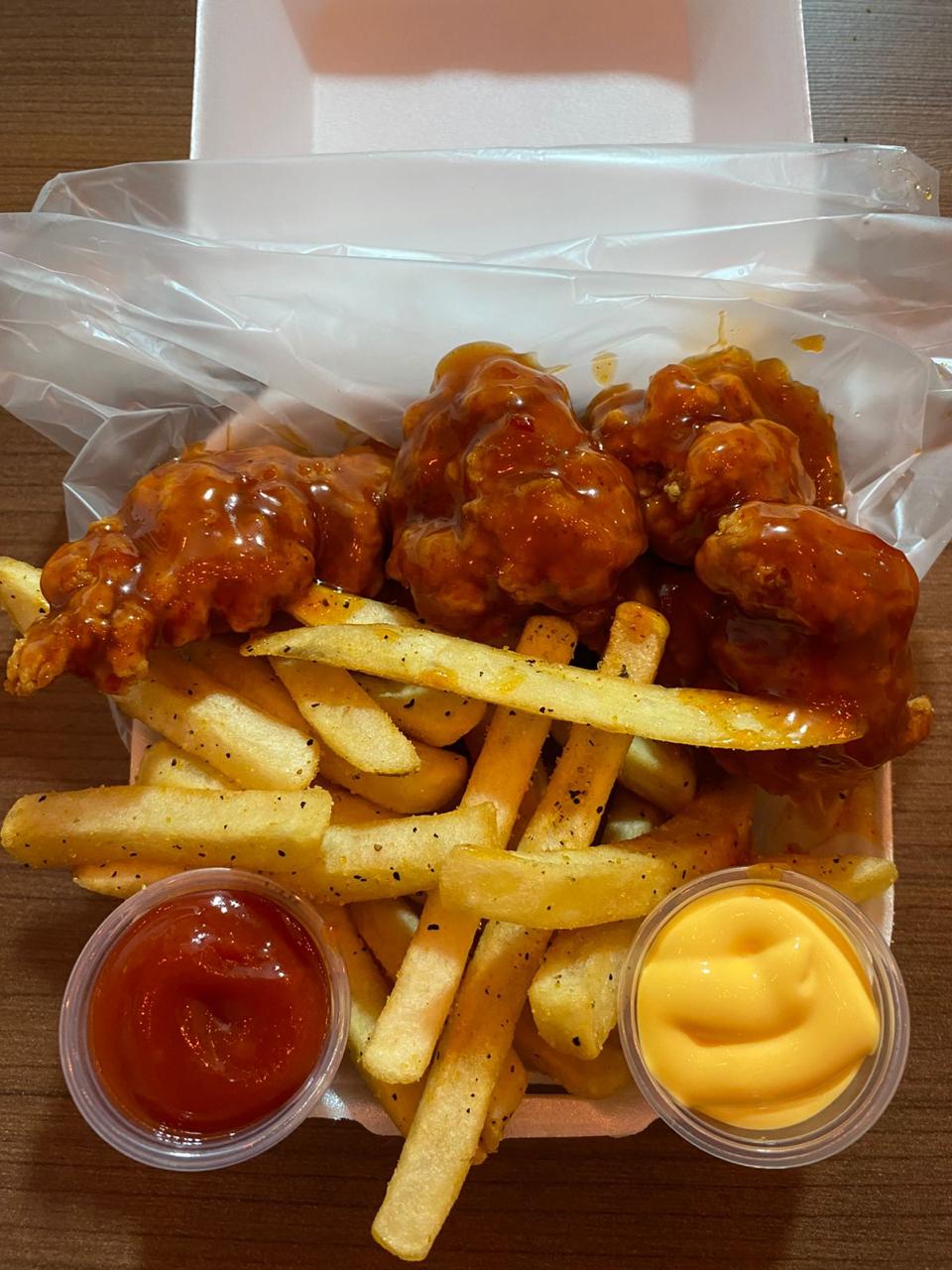 Boneless 6 pzas