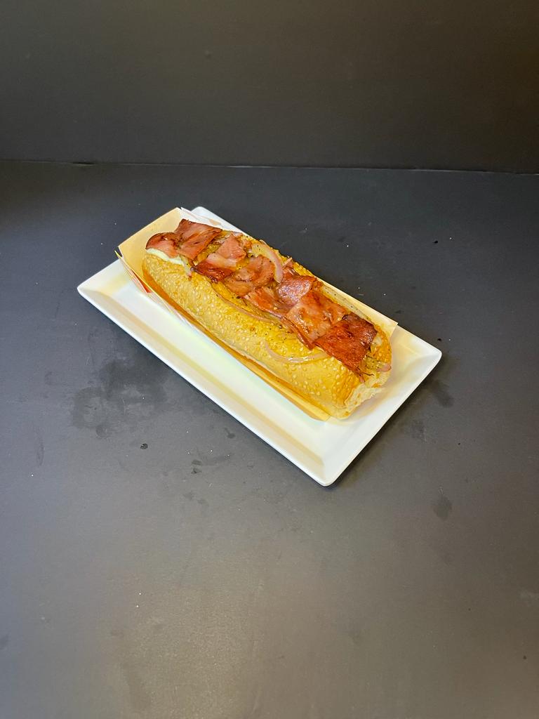 Perro Caliente Encebollado