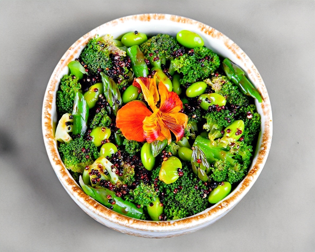ENSALADA BRÓCOLI & ESPÁRRAGO