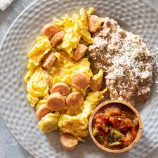 Huevos con Salchicha