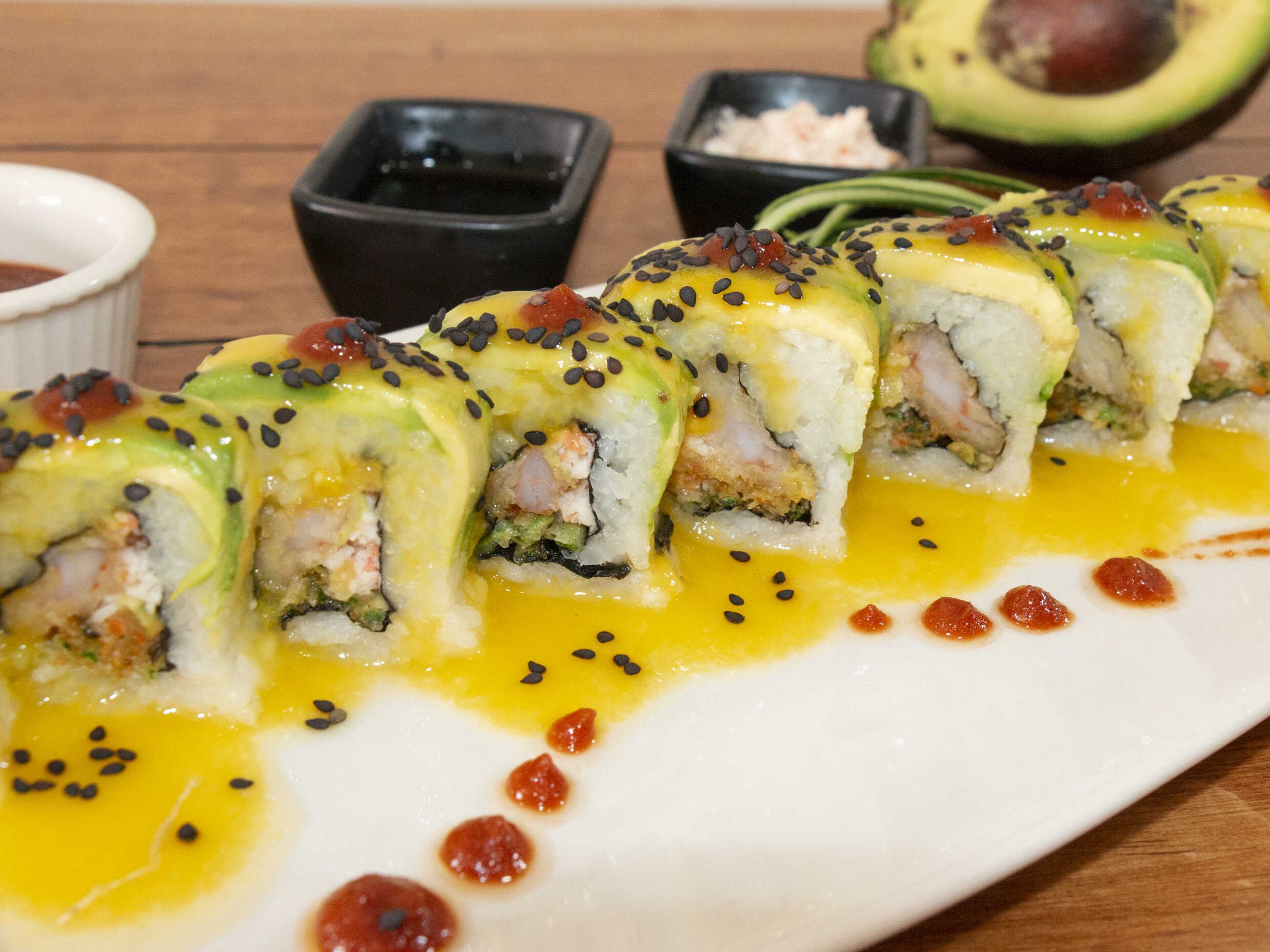 Aguacate Roll