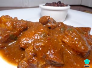 Puerco en Salsa de Adobo