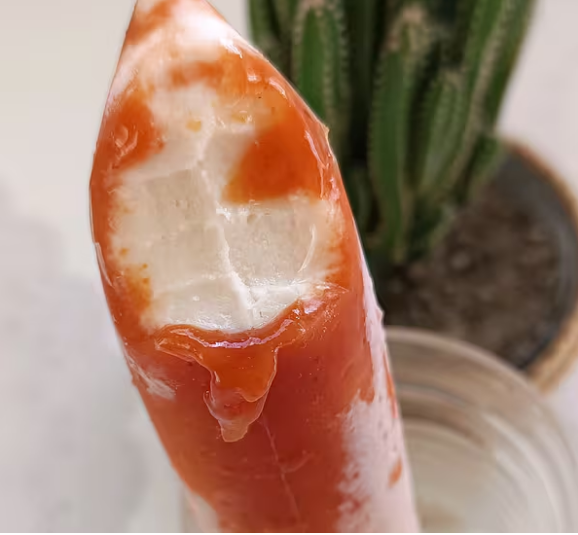 Esse é aquela tradicional combinação do queijo com goiabada. Base feita com requeijão e queijo parmesão e o recheio é a goiabada