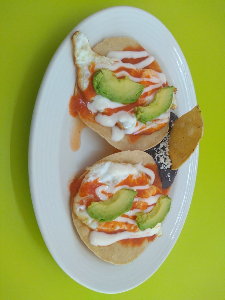 Huevos Estrellados en Tostada