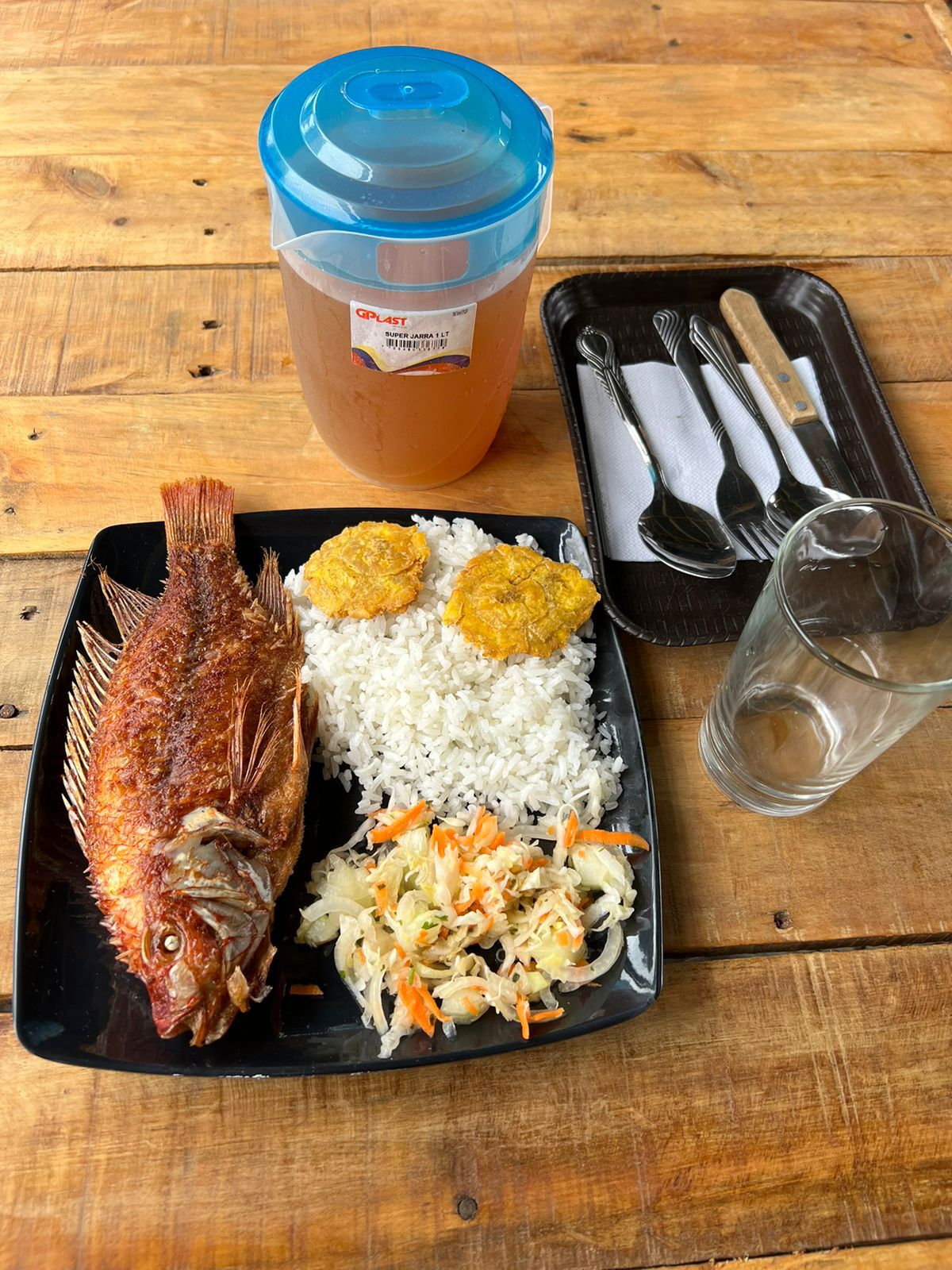Plato del Pacifico
