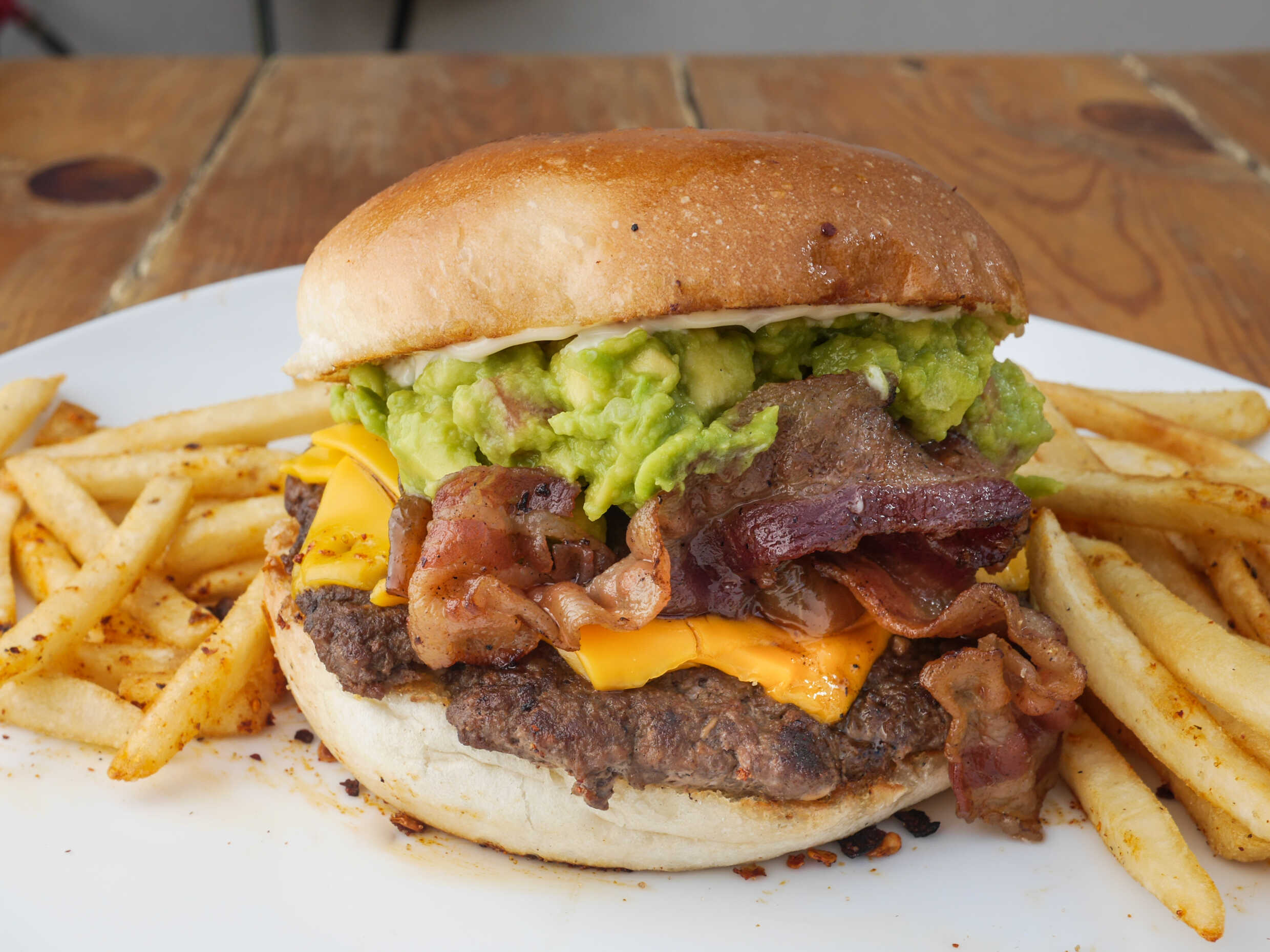 GORDO BURGER GUACAMOLE