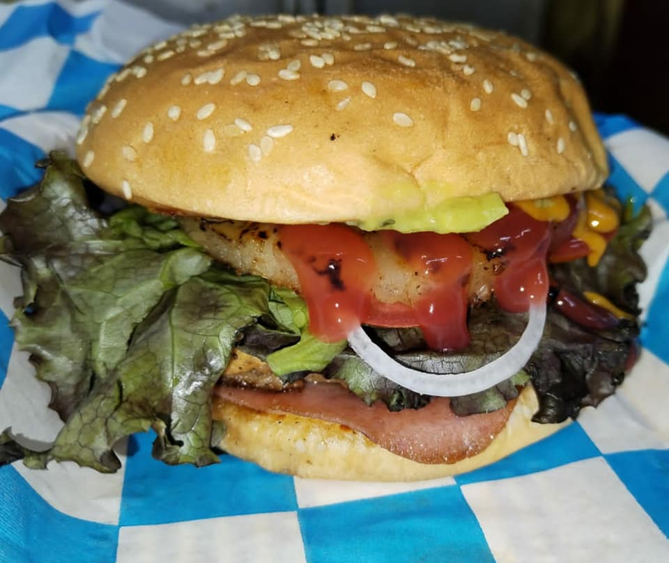 Burger de Arrachera Doble con Té Helado