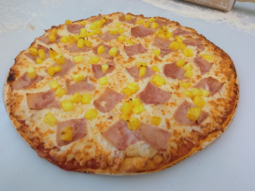 Pizza Hawaiana