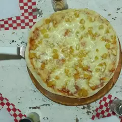 Pizza personal (2 porciones) 1 ingrediente 🌟