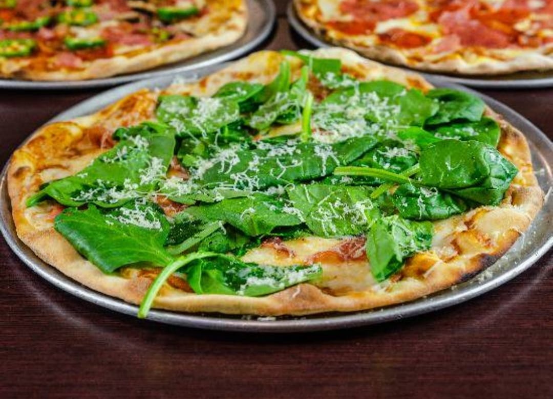 Pizza de la Casa MED 12"/2Per