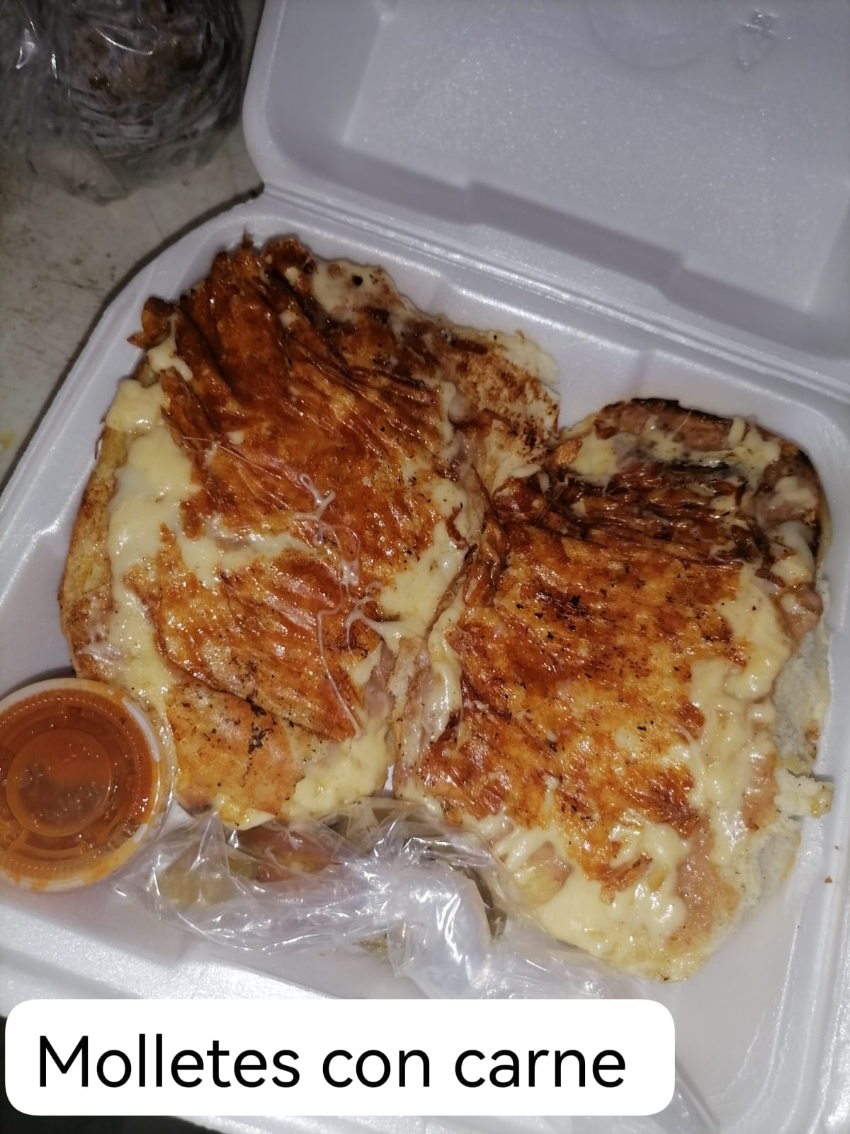 Molletes con carne