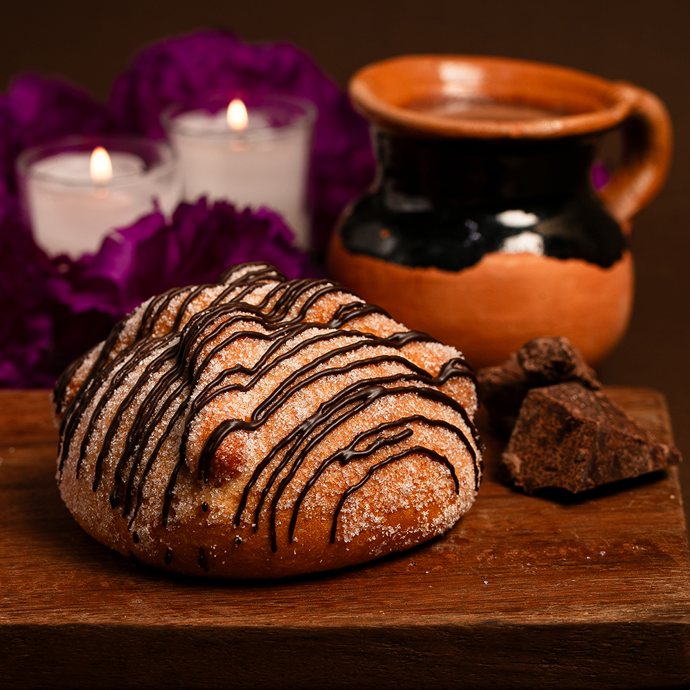 Pan de Muerto Relleno de Nutella