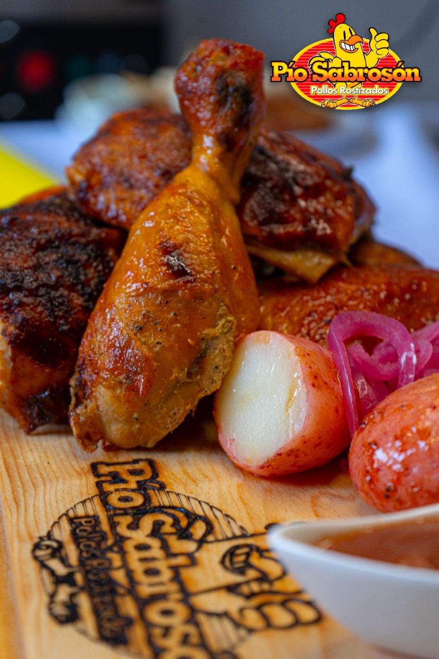 POLLO ROSTIZADO ENTERO