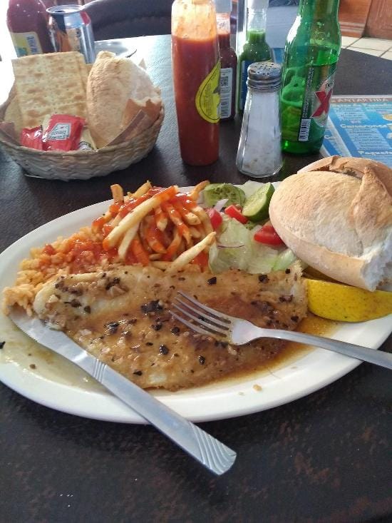 Filete de Pescado  al Ajillo