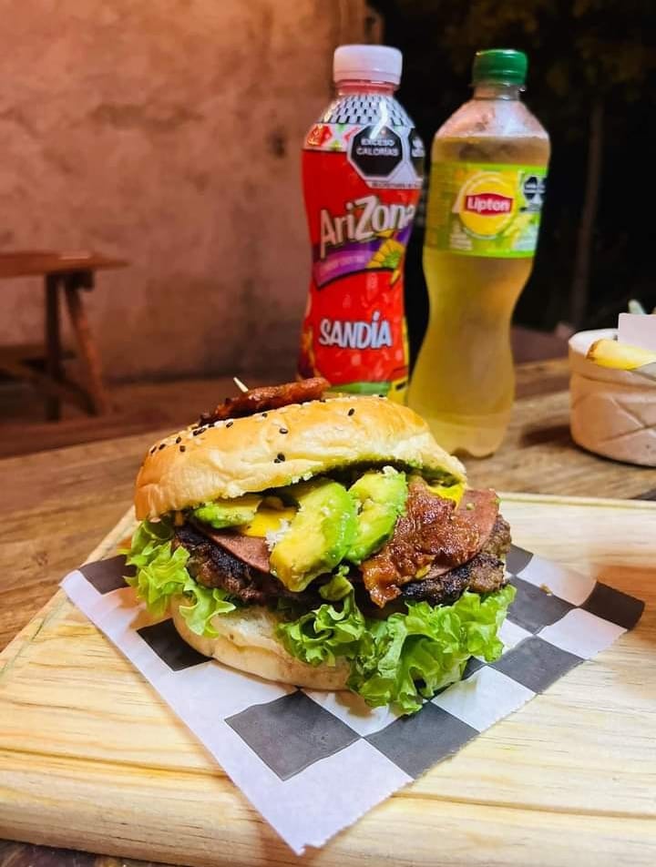 Hamburguesa Fifty Serrano 200 Gr C/papas