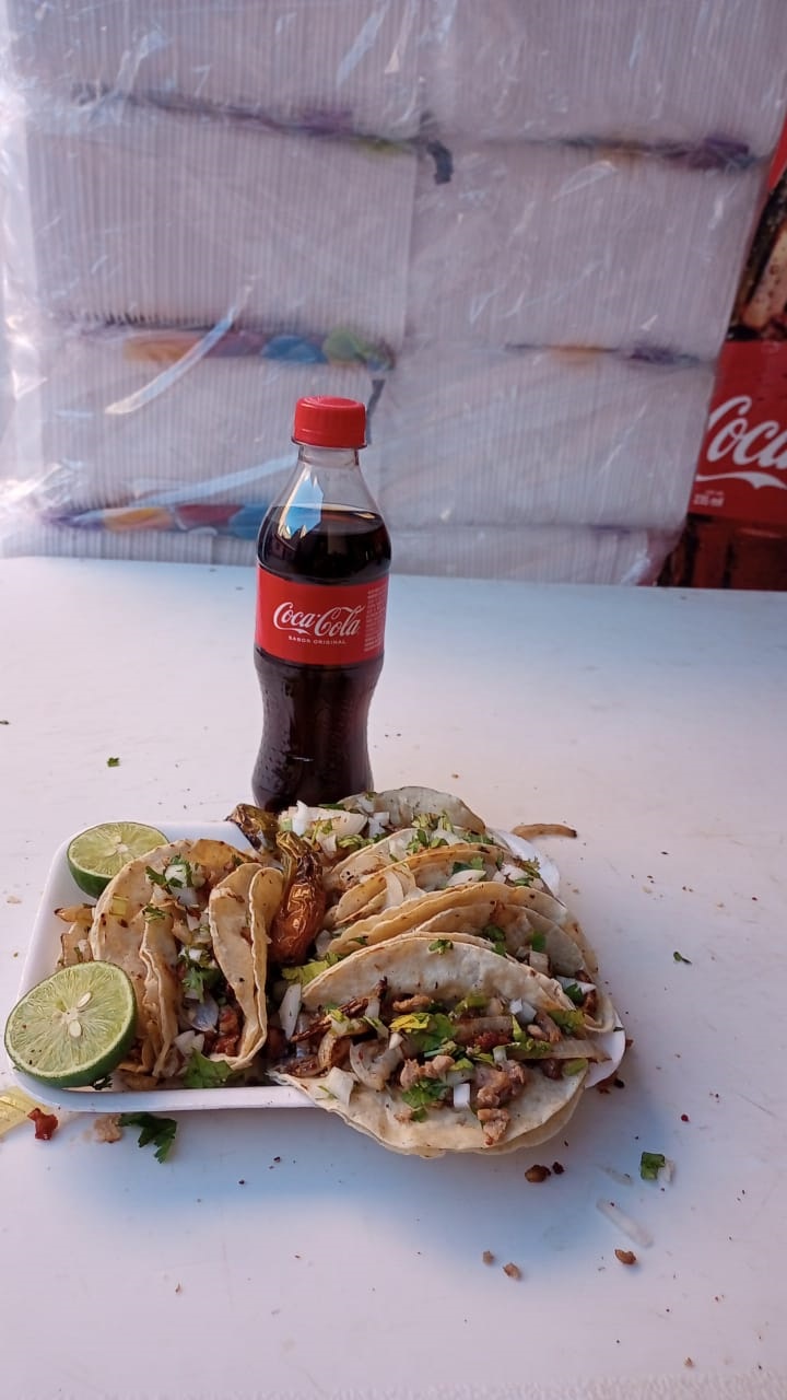 Combo Tacos bisteck + Coca Cola 400 ml