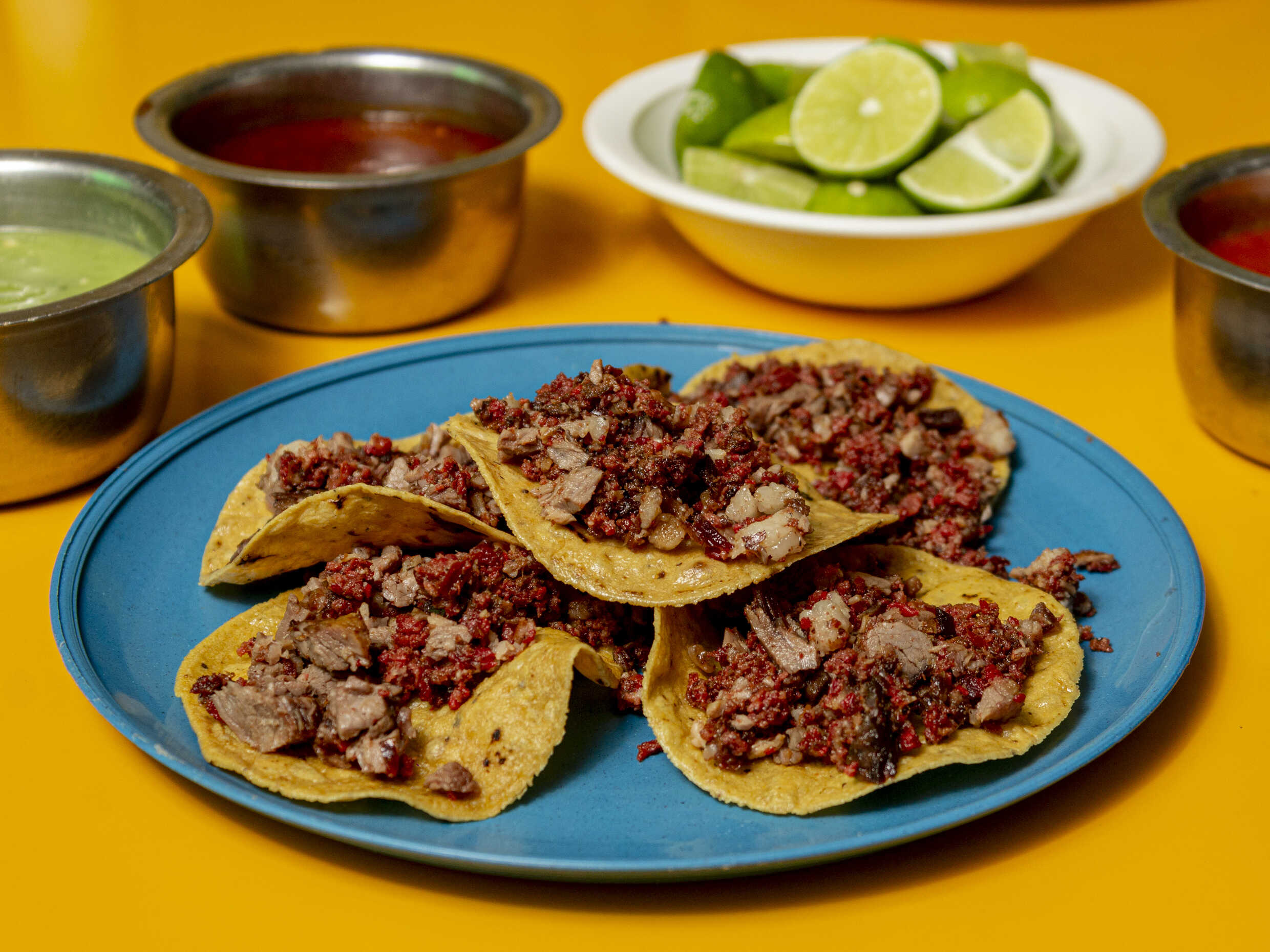 Botana 5 Tostadas de Campechano con Verdura