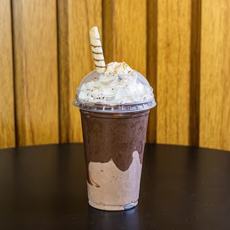 A cremosidade do milkshake com o sabor marcante do café e o toque suave do cappuccino.