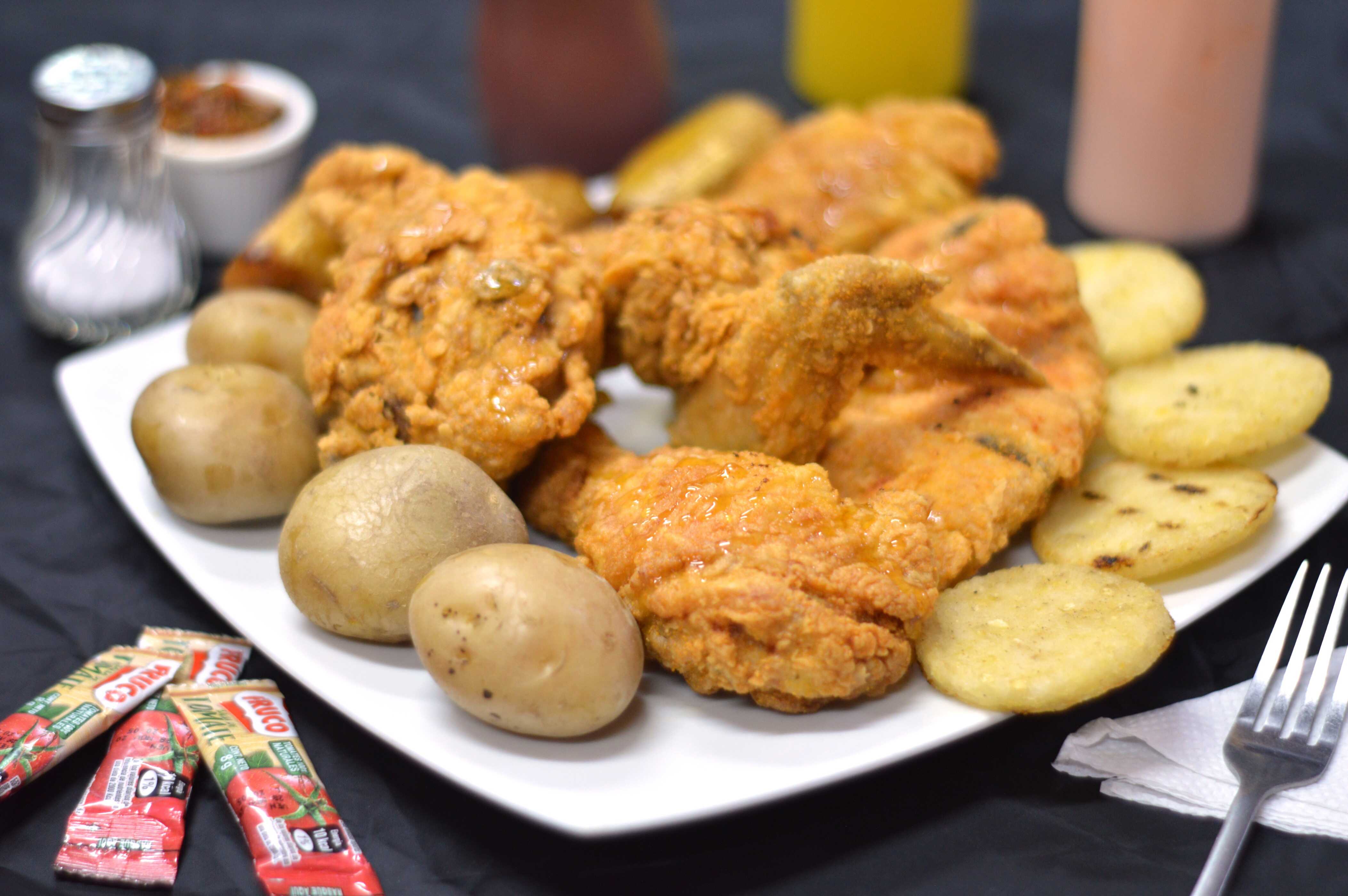 ¼ Pollo Apanado