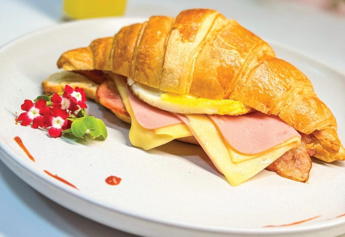 Croissant Mix Full