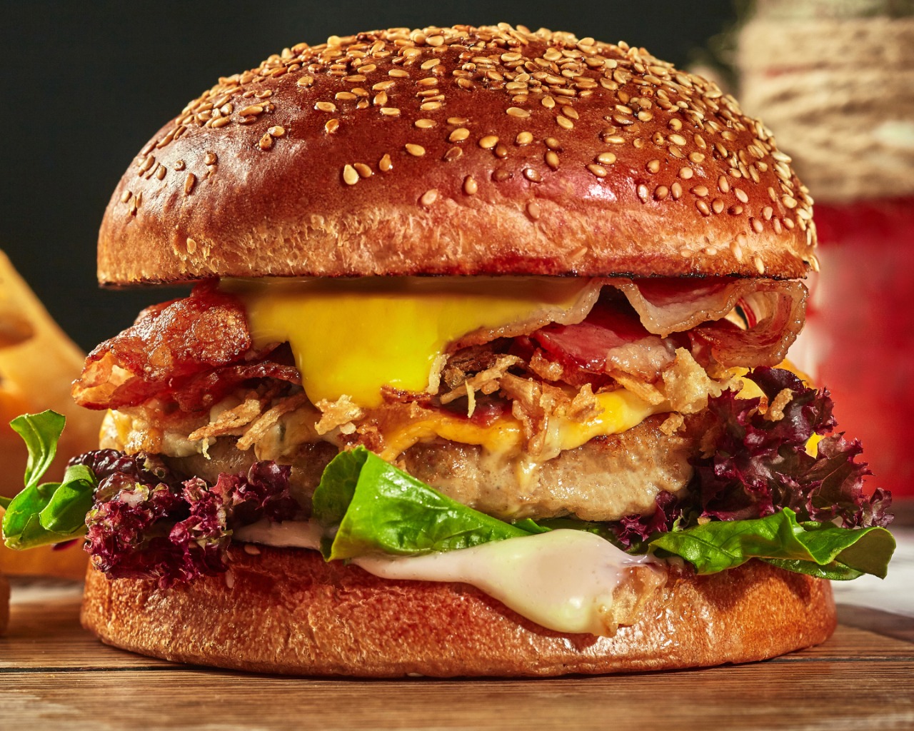 Jurassic Park Sweet Habanero Bacon Burger