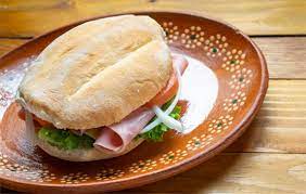 Torta de Jamón con Queso